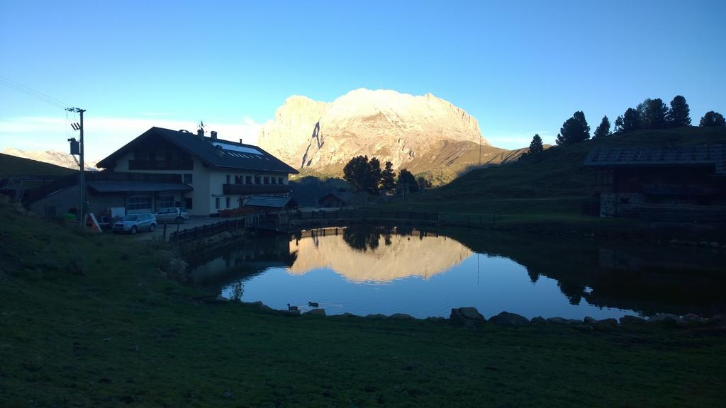 Mahlknechthuette Seiseralm Hotel Алпе ди Сиуси Екстериор снимка