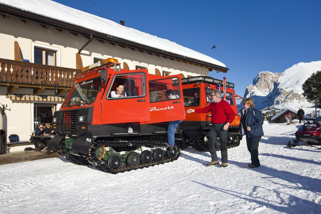 Mahlknechthuette Seiseralm Hotel Алпе ди Сиуси Екстериор снимка